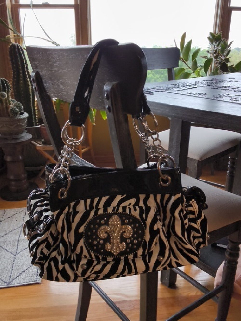 Black and White Zebra Print Women's Shoulder Bag with Rhinestone Fleur-de-Lis